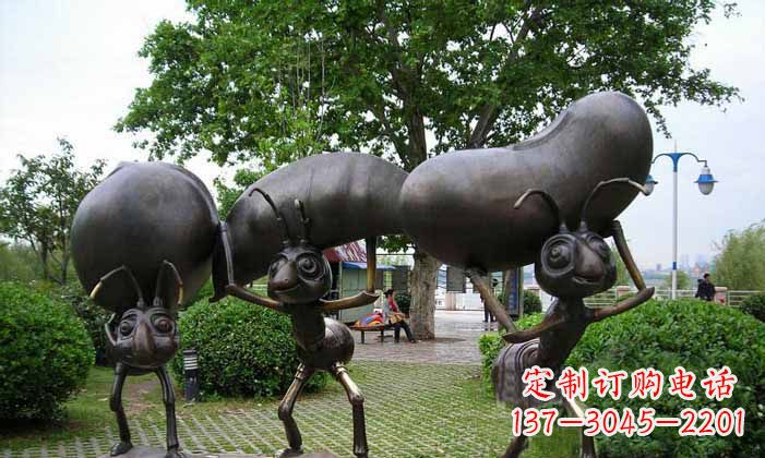 哈尔滨搬运粮食的蚂蚁公园景观铜雕