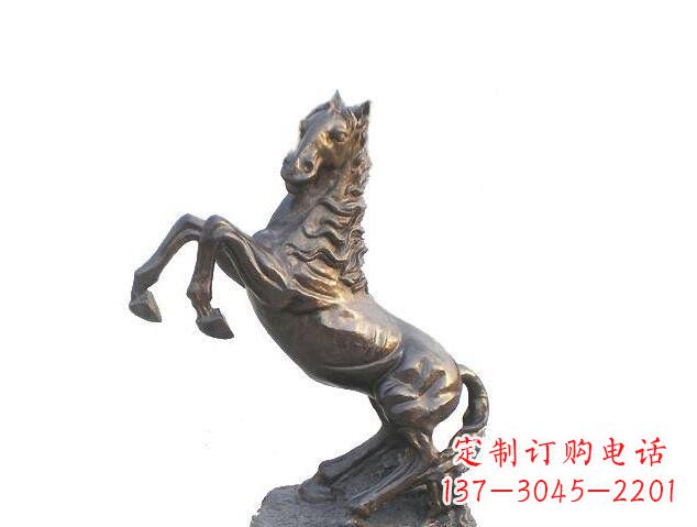 哈尔滨精美的奔腾马铜镀铜动物雕塑