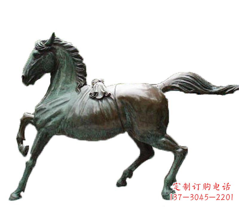 哈尔滨精致精美的动物铜雕摆件