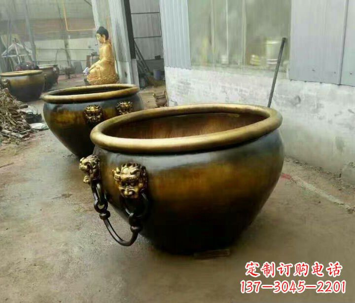 哈尔滨精致的铜制家居摆件——水缸铜雕塑