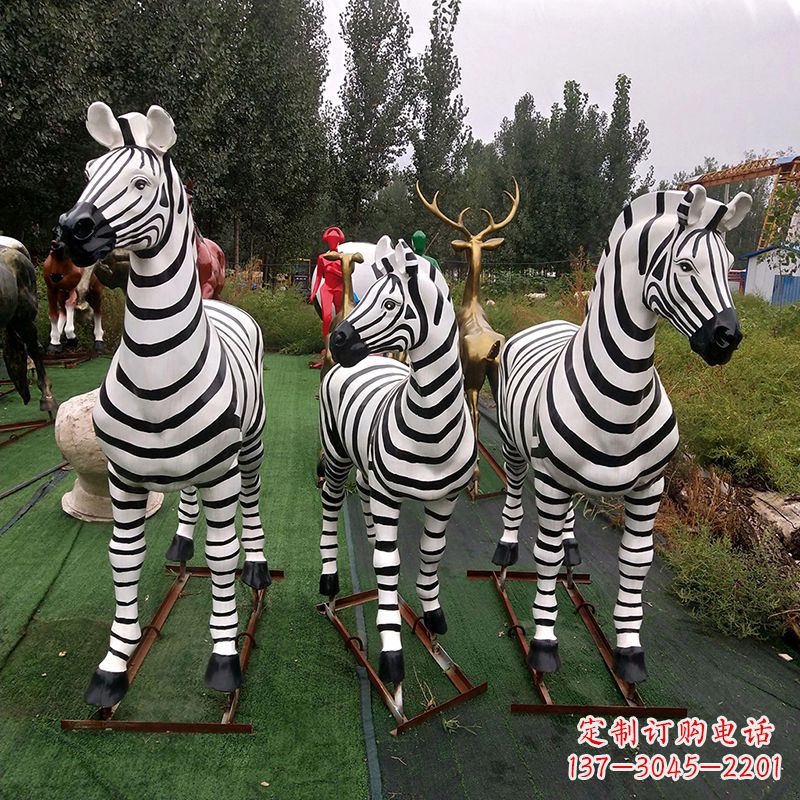 哈尔滨斑马玻璃钢仿真雕塑
