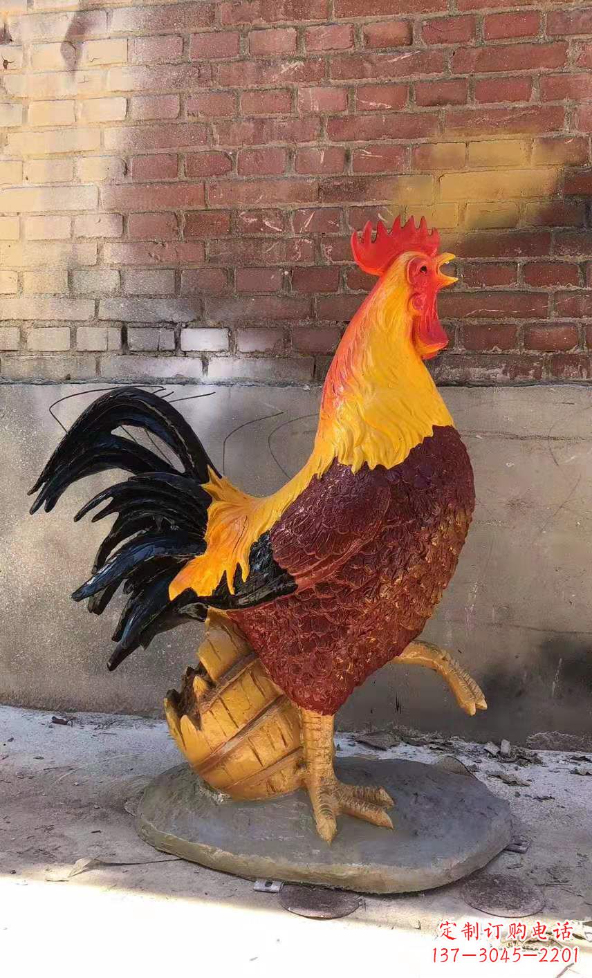 哈尔滨玻璃钢公鸡雕塑