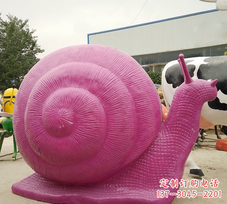 哈尔滨玻璃钢彩色蜗牛雕塑