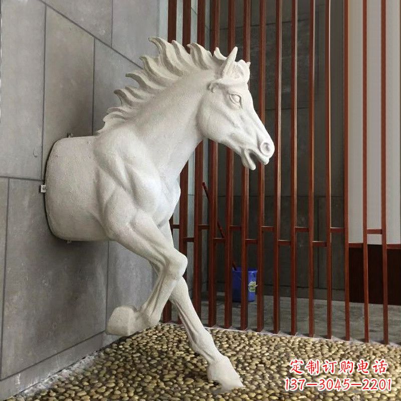 哈尔滨玻璃钢创意动物雕塑——穿墙而过