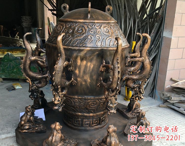 哈尔滨玻璃钢仿铜地动仪,中国古代仪器景观雕塑摆件
