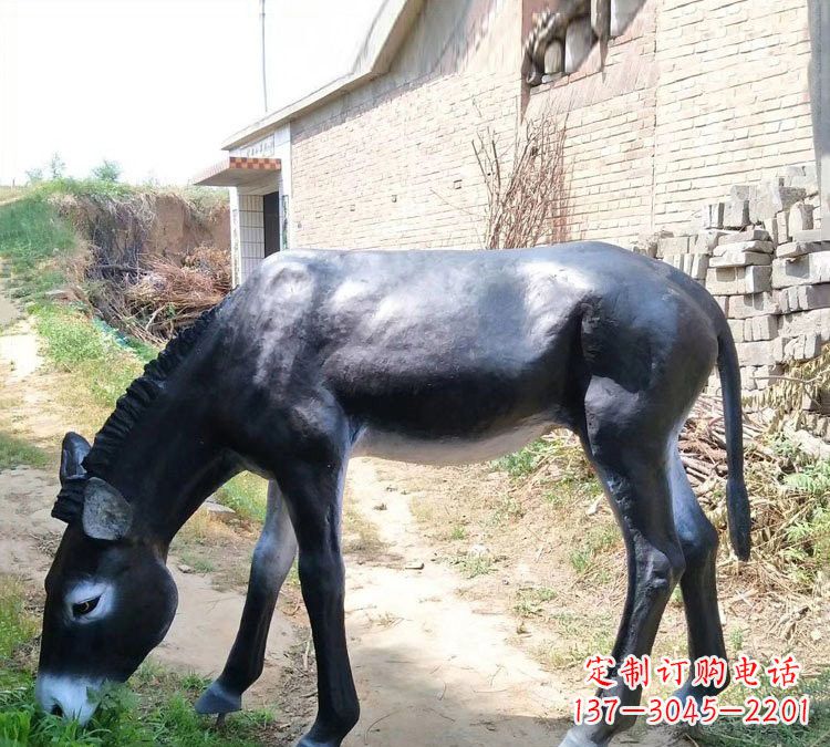 哈尔滨玻璃钢雕刻毛驴,传承传统文化