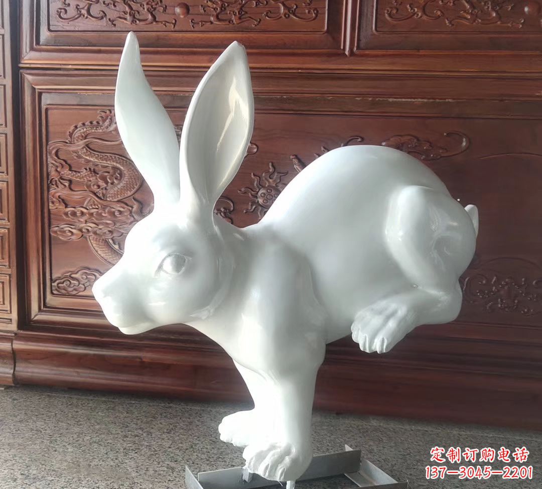 哈尔滨玻璃钢制作的生肖雕塑
