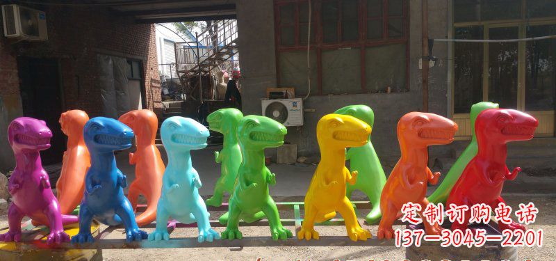 哈尔滨玻璃钢制作的恐龙雕塑精美而又耐久