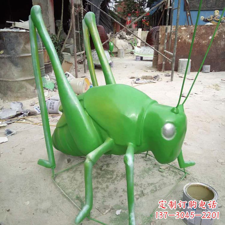 哈尔滨玻璃钢蝗虫雕塑精美的艺术造型