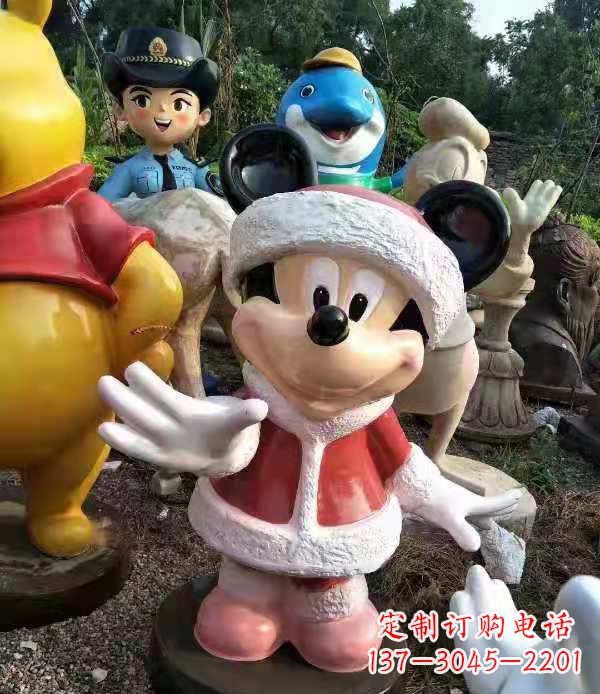 哈尔滨玻璃钢制米老鼠雕塑
