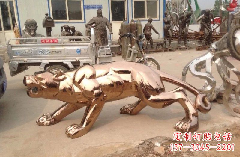 哈尔滨不锈钢豹子雕塑222
