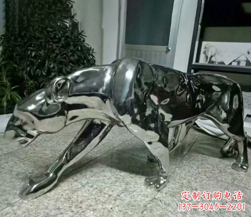 哈尔滨不锈钢豹子雕塑