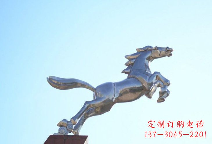 哈尔滨不锈钢奔马雕塑精美雕刻,给人以勇气与力量