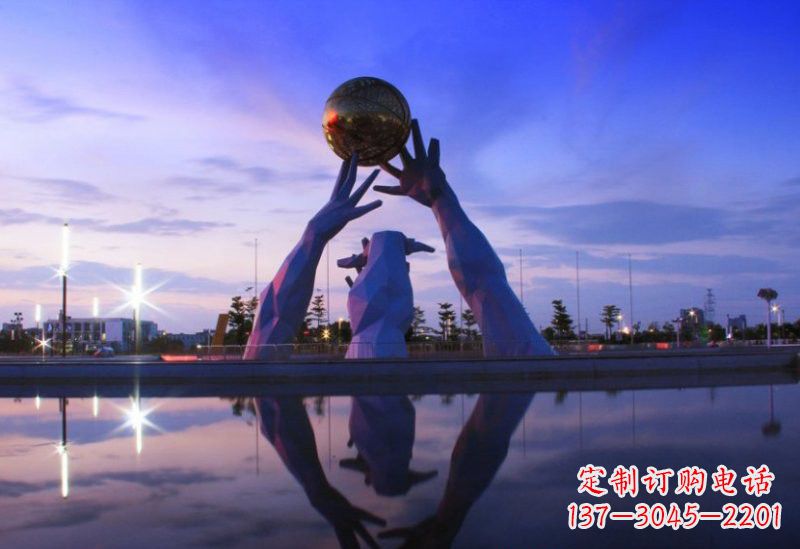 哈尔滨不锈钢城市手托地球雕塑