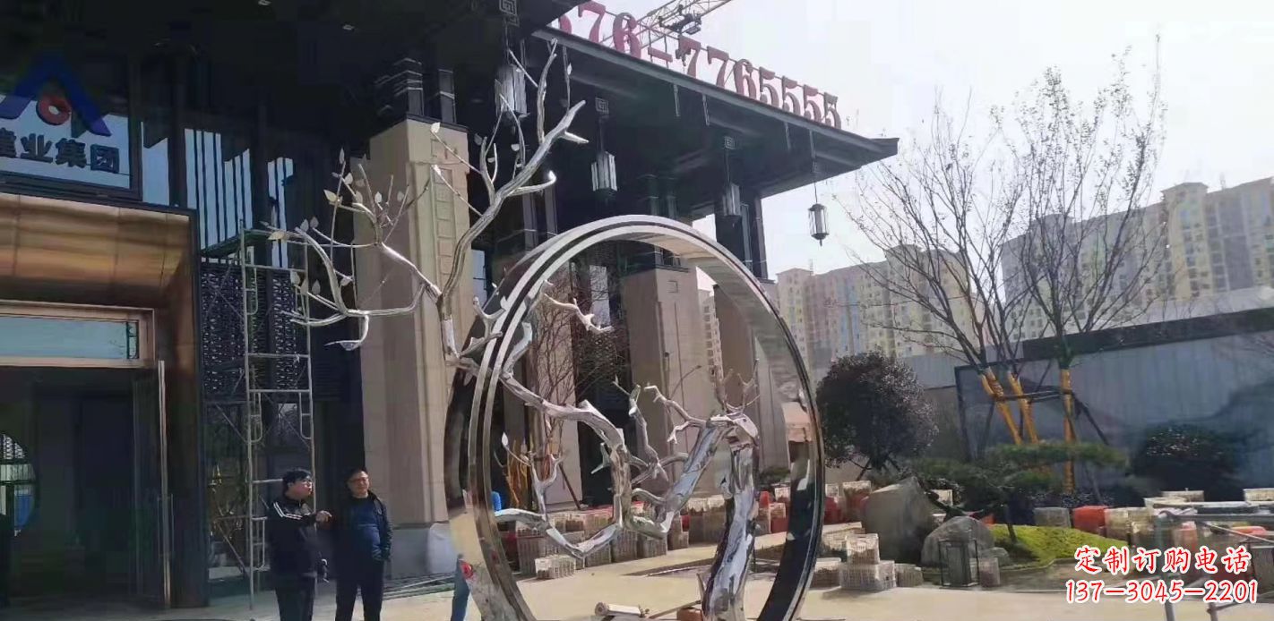 哈尔滨不锈钢抽象镜面圆环雕塑