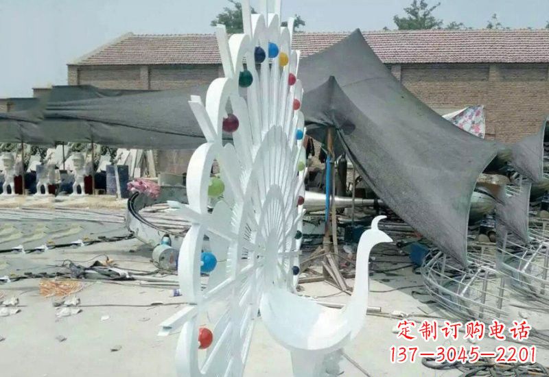 哈尔滨不锈钢孔雀雕塑精美绝伦