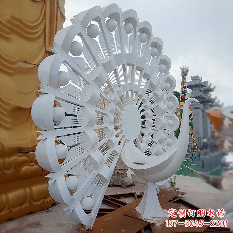 哈尔滨不锈钢孔雀雕塑精美雕刻的艺术精品