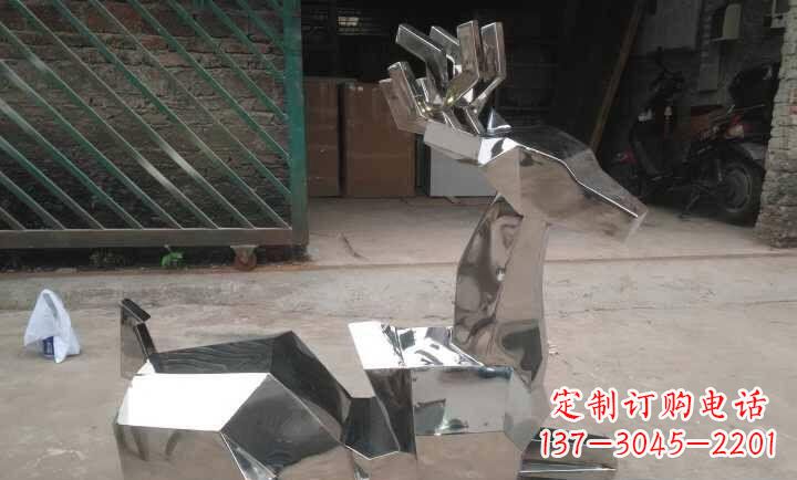 哈尔滨不锈钢鹿雕塑艺术之美