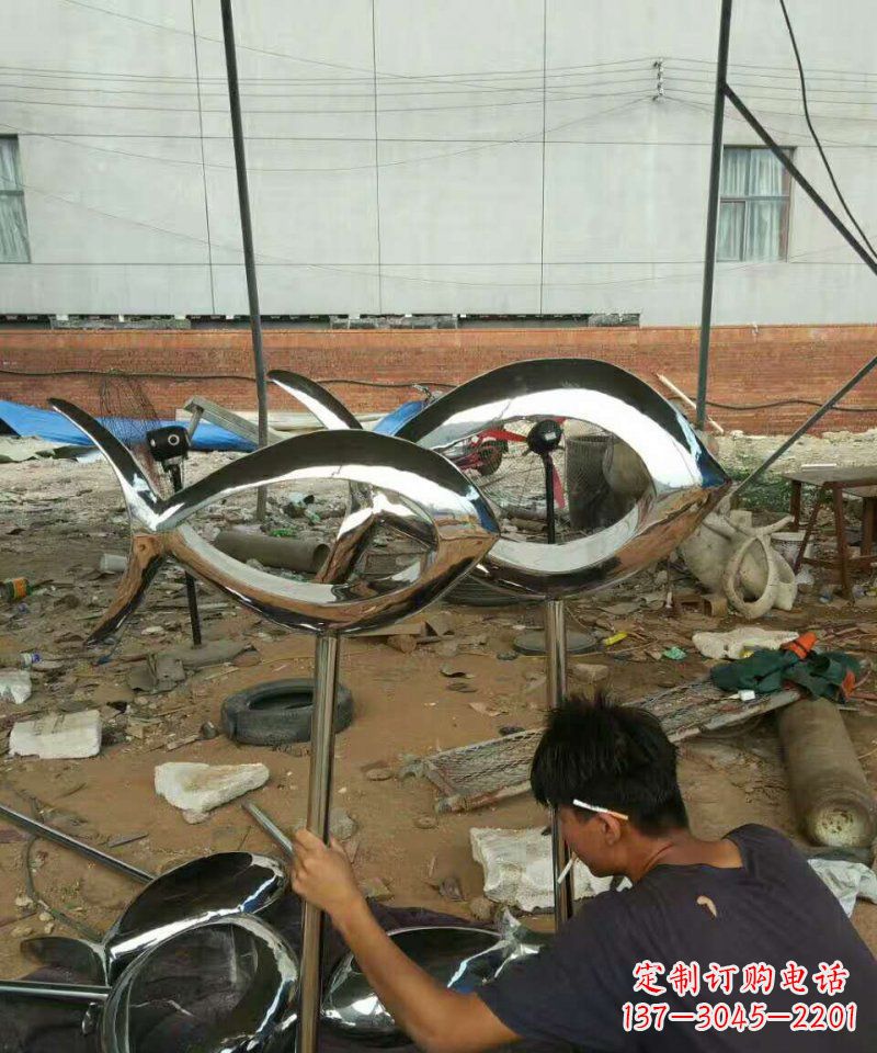哈尔滨不锈钢抽象鱼动物雕塑 (2)