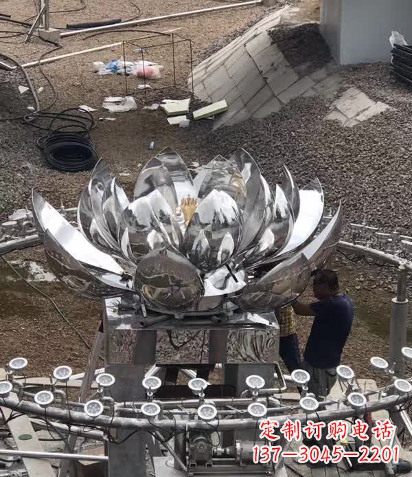哈尔滨不锈钢荷花景观雕塑