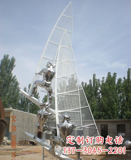 哈尔滨海上航行不锈钢帆船雕塑