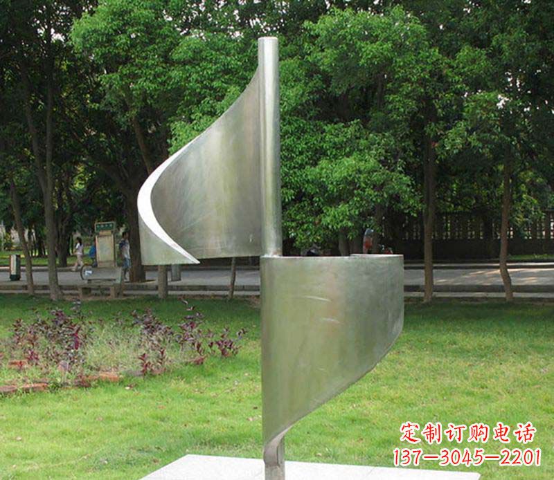 哈尔滨精美不锈钢风车雕塑