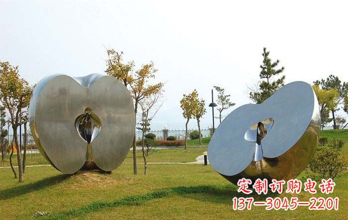 哈尔滨不锈钢苹果雕塑——珍贵的艺术瑰宝