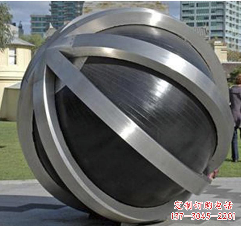 哈尔滨不锈钢公园红灯笼雕塑