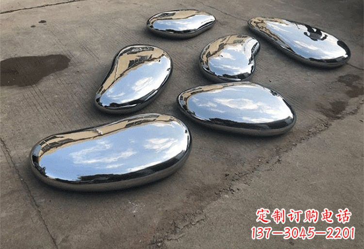 哈尔滨不锈钢水滴雕塑让公园更加美丽