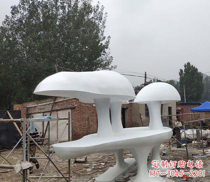 哈尔滨不锈钢蘑菇雕塑——美丽的艺术礼物