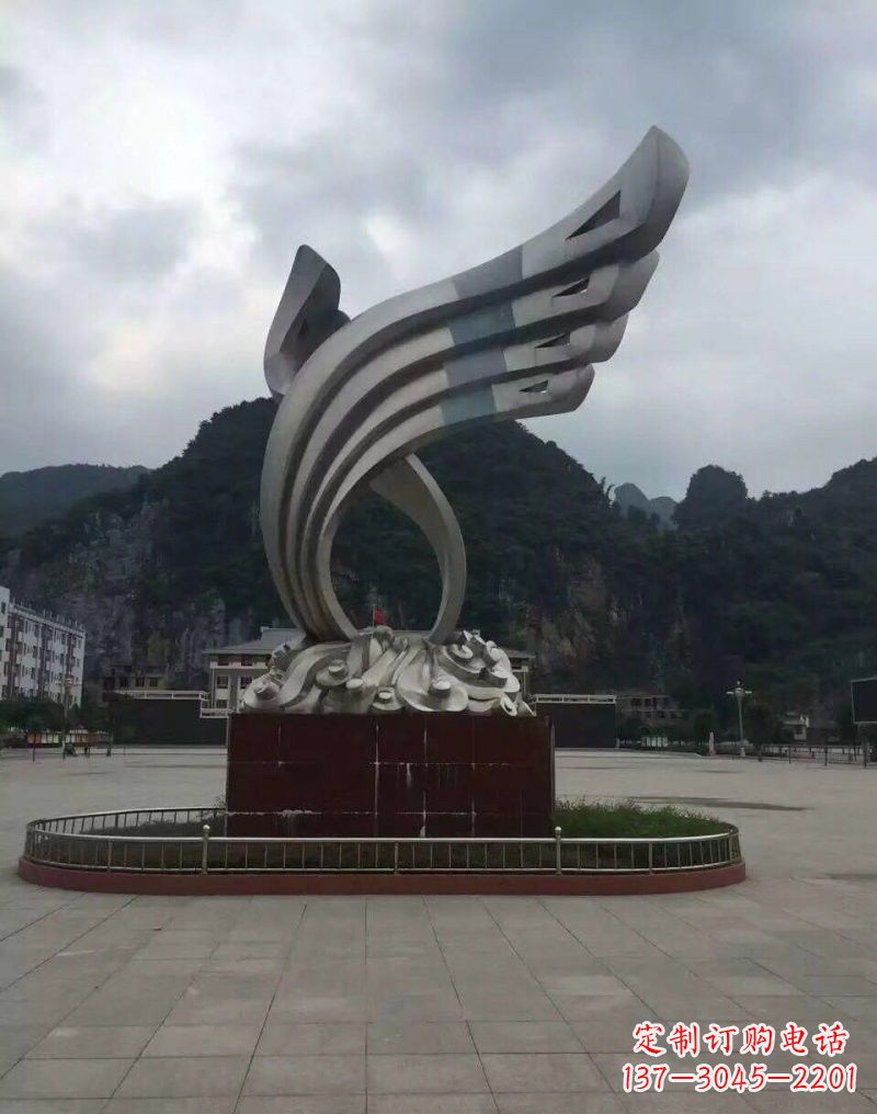 哈尔滨翅膀雕塑——环绕不锈钢广场的精美艺术品