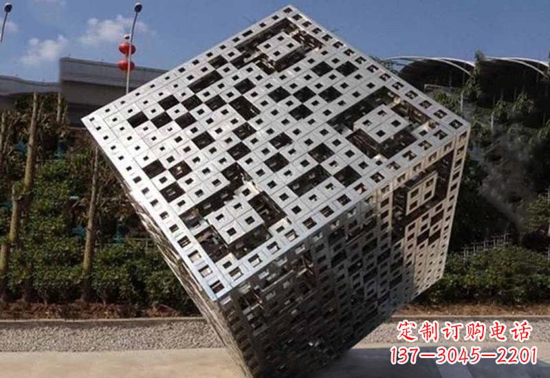 哈尔滨不锈钢广场抽象魔方雕塑