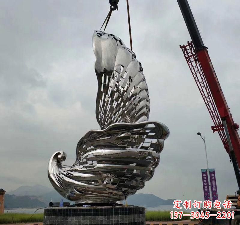 哈尔滨不锈钢海螺雕塑象征着海洋的美丽
