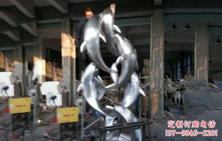 哈尔滨不锈钢海豚雕塑漂亮的海洋艺术品