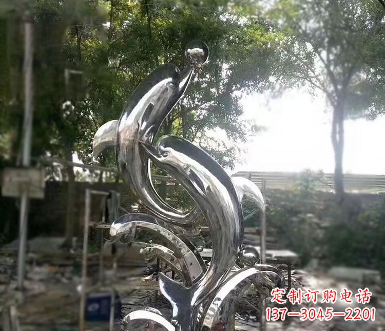 哈尔滨不锈钢海豚顶球雕塑