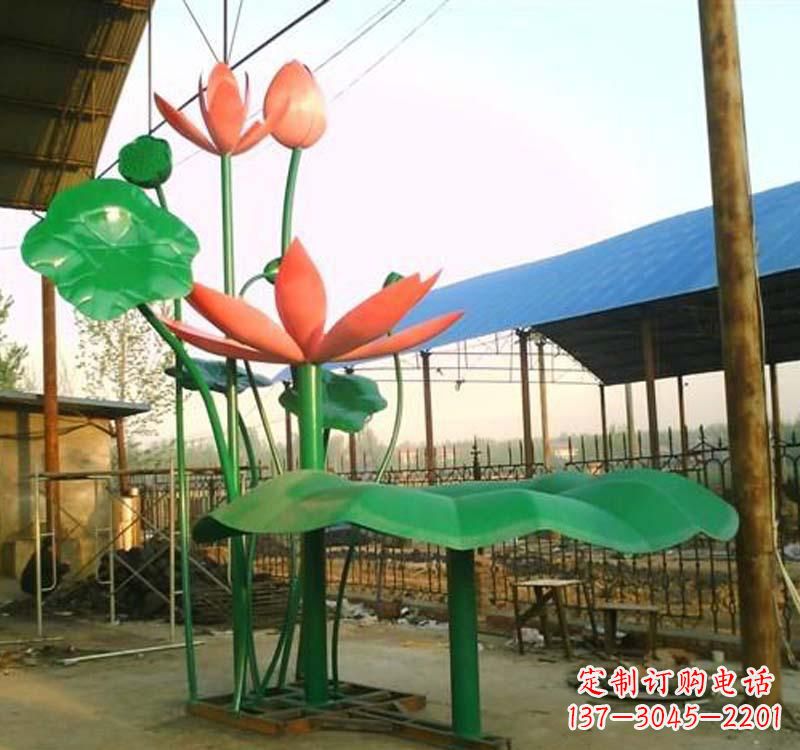 哈尔滨不锈钢荷花雕塑汲取自然之美