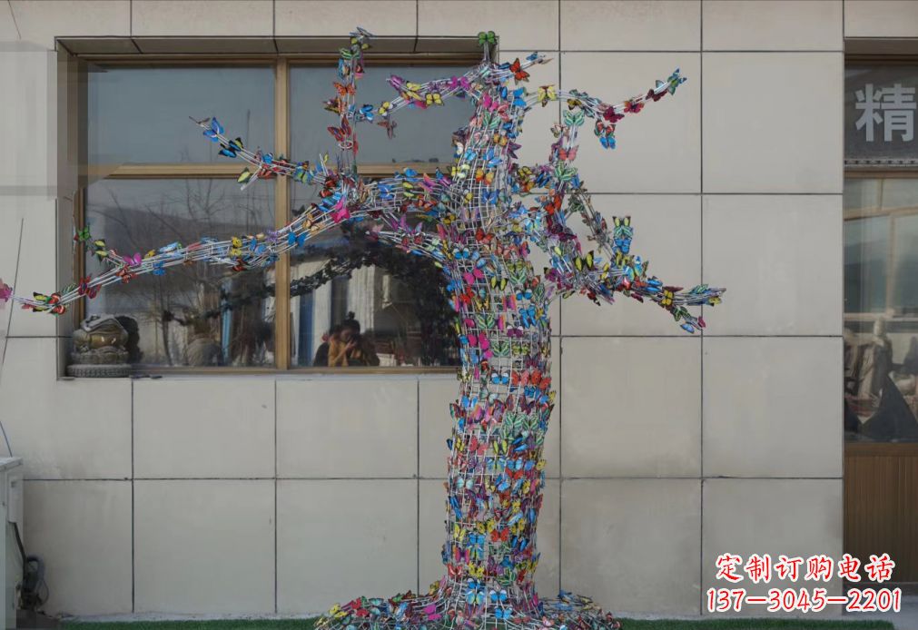 哈尔滨不锈钢花蝴蝶树雕塑户外摆件