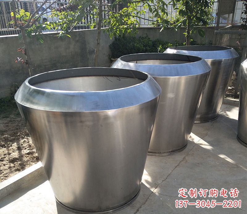 哈尔滨不锈钢花盆雕塑