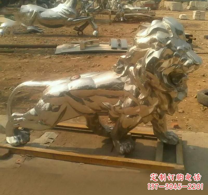 哈尔滨不锈钢几何动物狮子雕塑