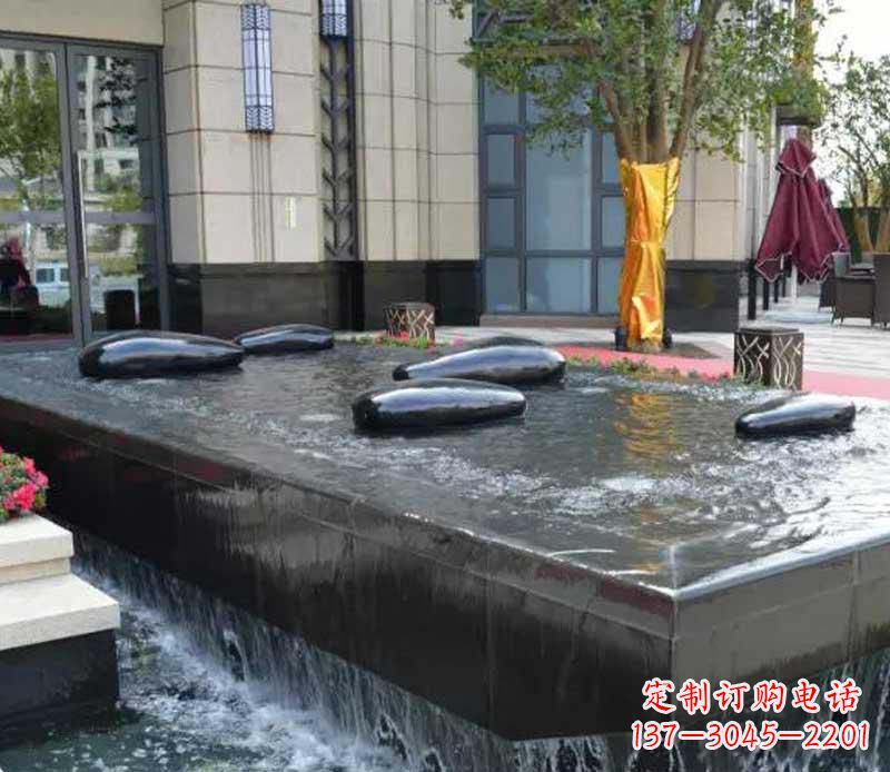 哈尔滨不锈钢景观异形水滴雕塑