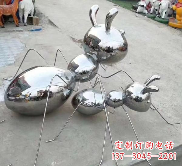 哈尔滨不锈钢镜面蚂蚁雕塑