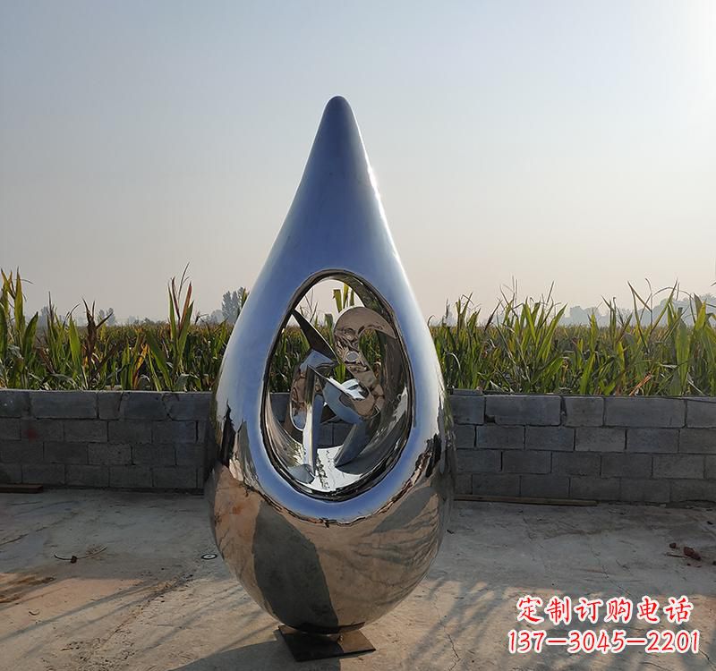 哈尔滨不锈钢镜面广场水滴雕塑