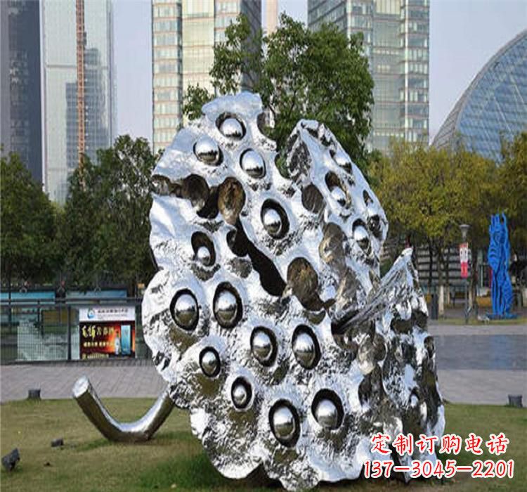 哈尔滨不锈钢莲蓬雕塑源自中国传统文化的精美作品