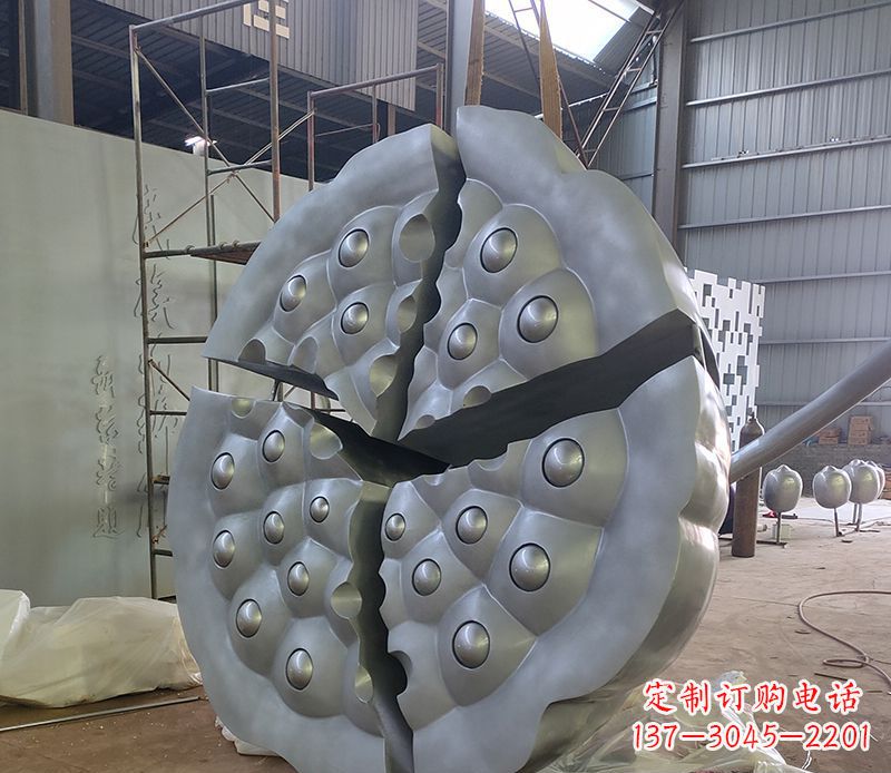 哈尔滨不锈钢莲蓬雕塑精美外形 引人入胜
