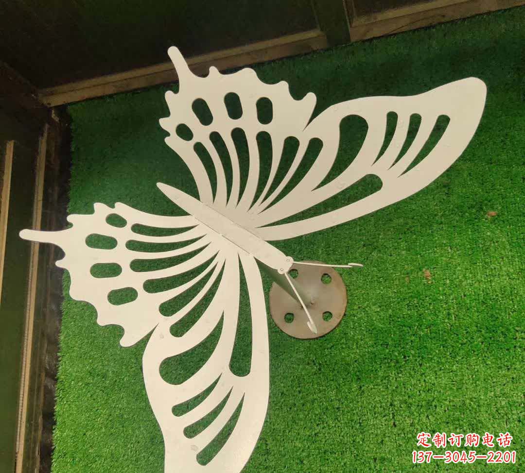 哈尔滨不锈钢镂空蝴蝶雕塑灵动翩跹