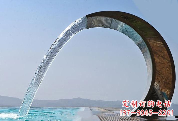 哈尔滨精美不锈钢喷水圆环雕塑