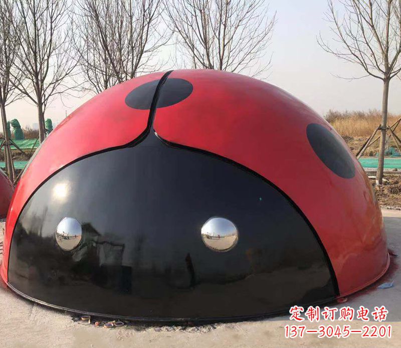 哈尔滨不锈钢瓢虫雕塑精致的艺术之美