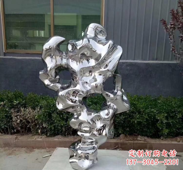 哈尔滨精美太湖石雕塑,给环境带来灿烂光彩