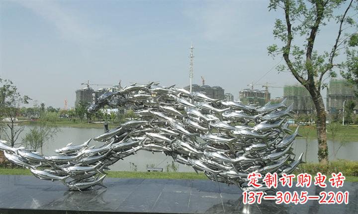 哈尔滨精美动物雕塑点缀不锈钢鱼群公园