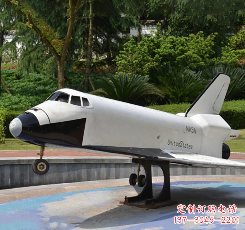 哈尔滨不锈钢园林飞机雕塑